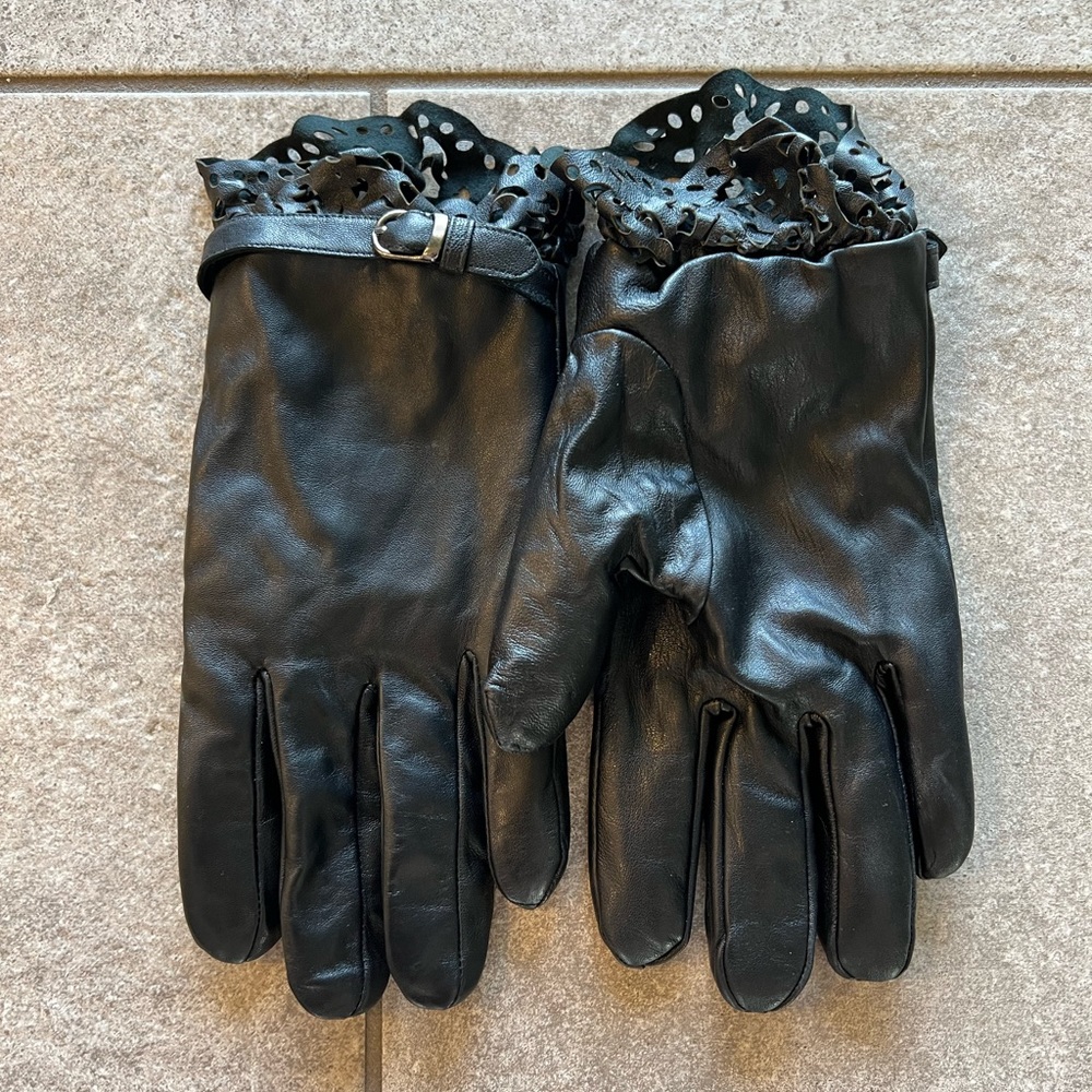 Black Leather Gloves